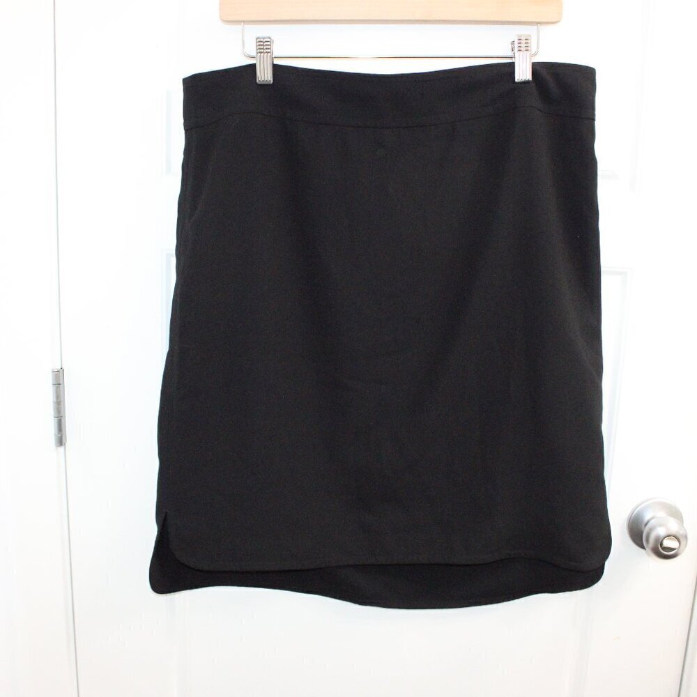 3/$30 Lord & Taylor Size 14 Pencil Skirt Black